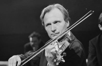 小提琴大师伊夫利·吉特里斯逝世